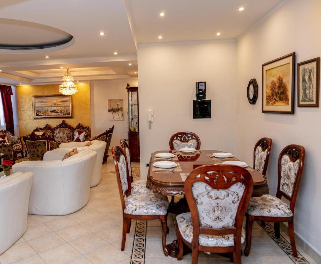 Spacious City Paradise - 3Br Apt In The Heart Of 地拉那 外观 照片
