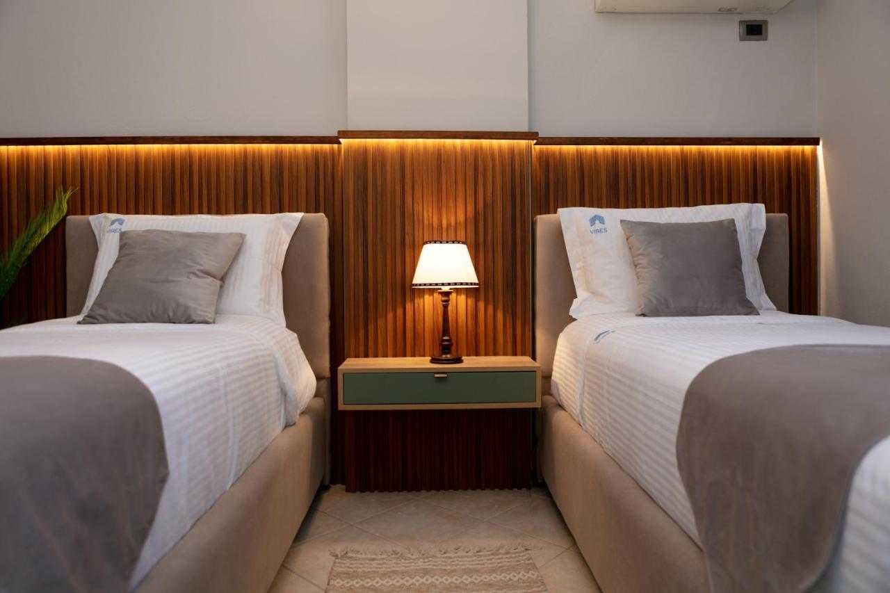 Spacious City Paradise - 3Br Apt In The Heart Of 地拉那 外观 照片