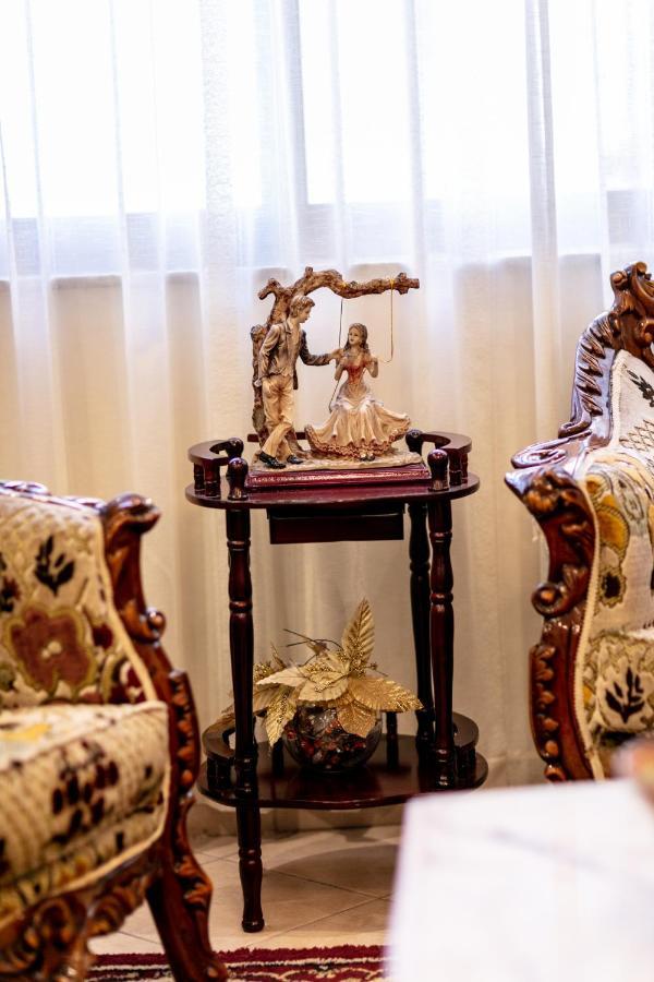 Spacious City Paradise - 3Br Apt In The Heart Of 地拉那 外观 照片
