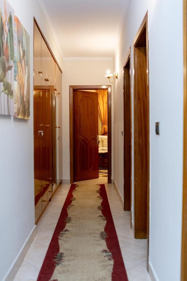 Spacious City Paradise - 3Br Apt In The Heart Of 地拉那 外观 照片