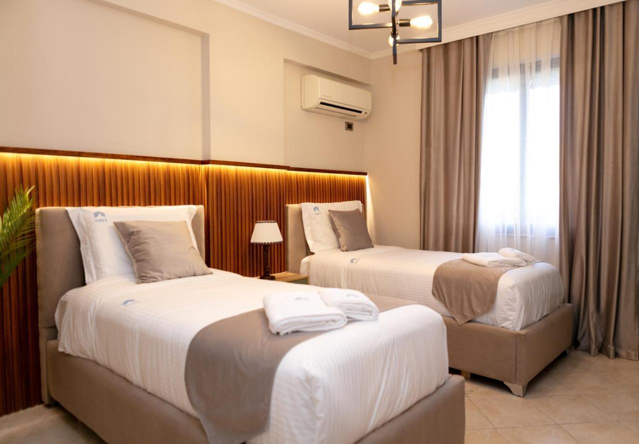 Spacious City Paradise - 3Br Apt In The Heart Of 地拉那 外观 照片